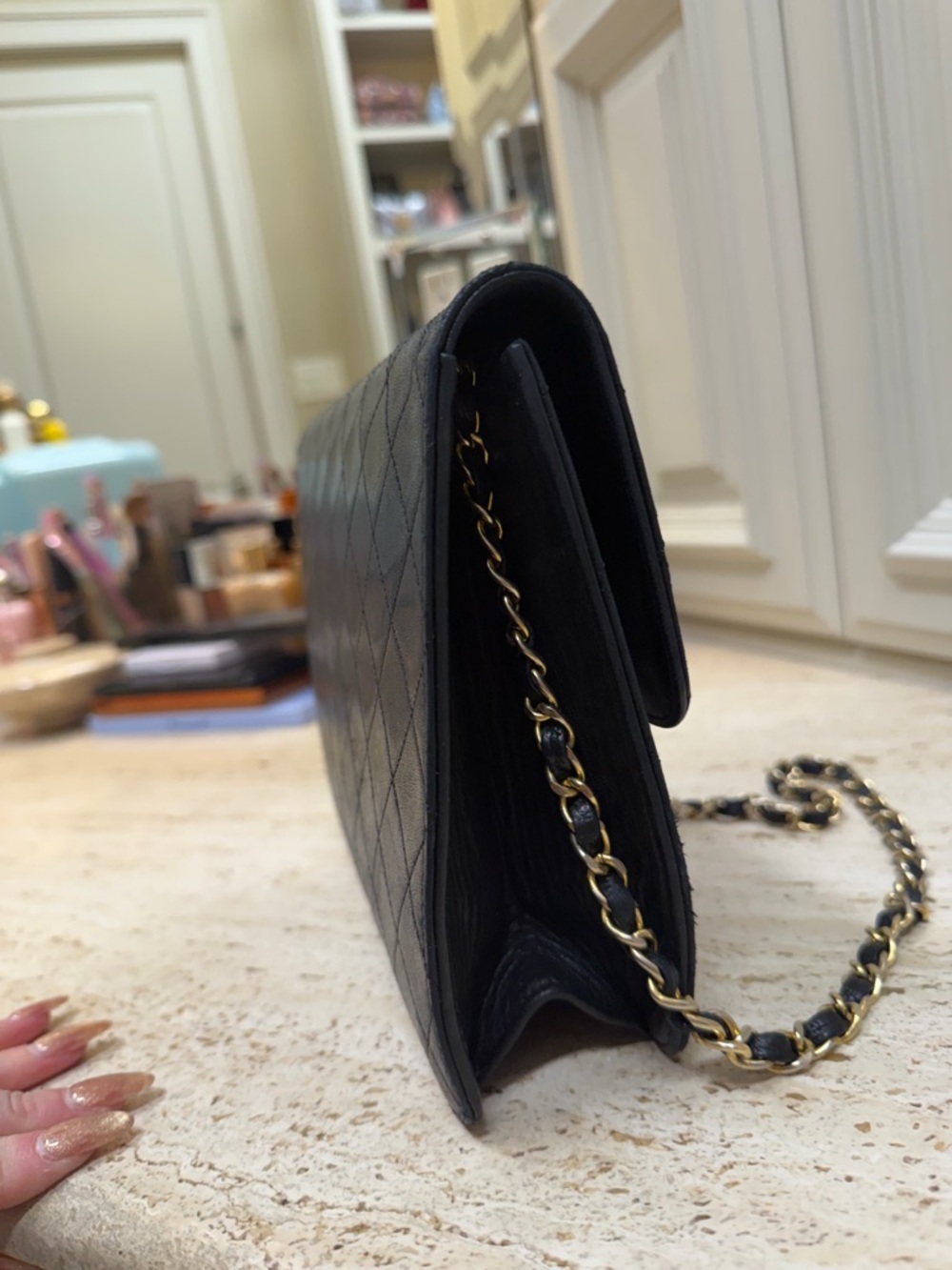 CHANEL Black Quilted Lambskin Crossbody with Gold CC Hardware - Picture 5 of 12
